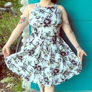 DB Established 1962 Dress size 14